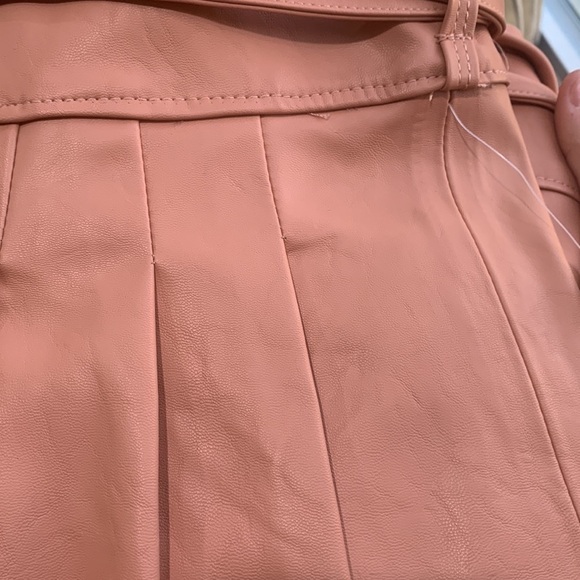 - NWT BLANKNYC for Anthropologie Pink Peach Chelsea Faux Leather Ankle Pant - Picture 11 of 11